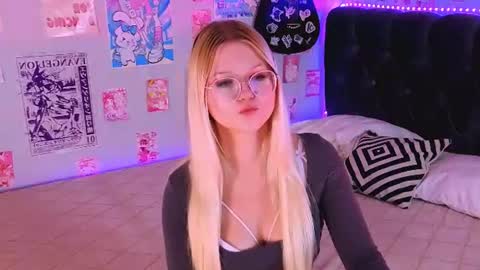 lunariafox online show from July 2026 02:58:02 PM