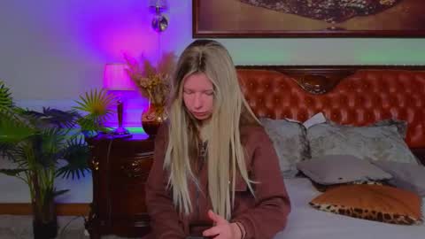 Luna Rishi online show from February 2026 06:40:02 AM