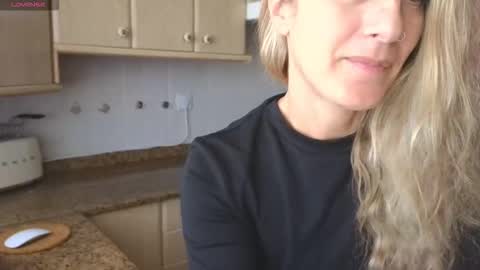  Luna online show from February 2026 12:57:01 PM