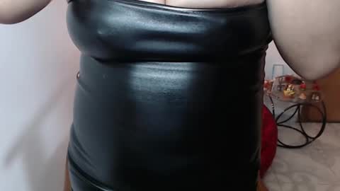 Snapshot of lunasxxcandy chatting on January 2025 09:08:01 AM kata online show from January 2025 09:08:01 AM