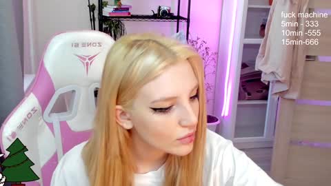 Kate online show from December 2024 04:11:01 AM