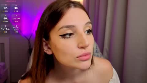 Kate online show from October 2025 08:46:02 PM