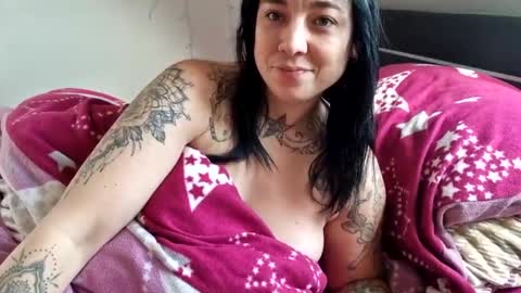 Luna  powered by bitch dust online show from January 2025 11:58:02 AM