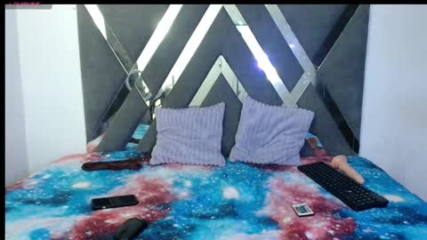 Luna online show from February 2025 05:37:02 PM