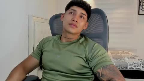 Lunay online show from March 2026 11:22:02 PM