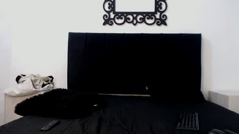 lunaydream online show from May 2026 11:22:01 PM