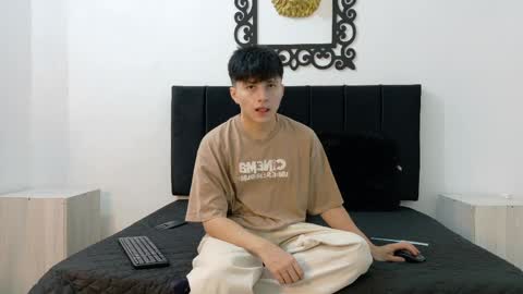 lunaydream online show from May 2026 11:27:01 AM