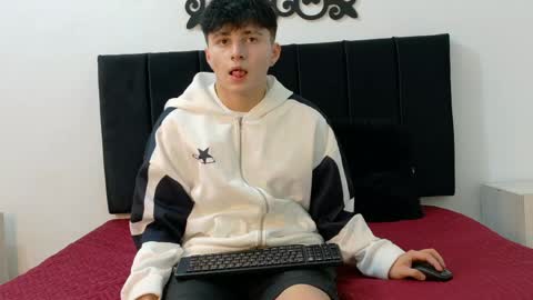 lunaydream online show from May 2026 11:18:01 AM