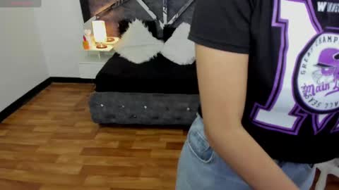 Snapshot of lunitaa18 chatting on February 2025 02:40:01 AM V A L E R I A online show from February 2025 02:40:01 AM