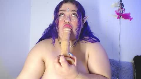 L U N I T A  online show from December 2024 10:34:02 AM