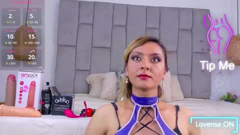 lunitadiva online show from September 2025 02:40:02 PM