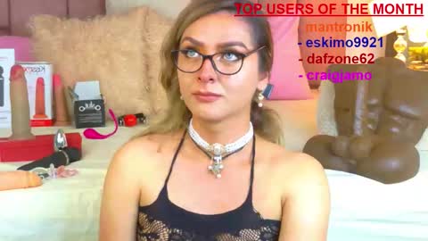 lunitadiva online show from April 2026 03:13:01 PM