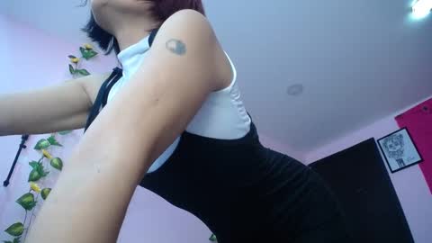 Snapshot of lunitaqueen_ chatting on October 2025 06:03:01 AM Luna Tamara online show from October 2025 06:03:01 AM
