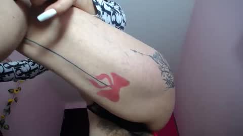 Snapshot of lunitaqueen_ chatting on October 2025 04:05:02 AM Luna Tamara online show from October 2025 04:05:02 AM