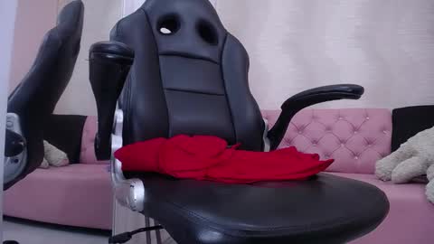 Katty   what ever do you want on my pv is for extra tokens minimi 250 tks ty u for understand online show from March 2025 09:05:02 AM