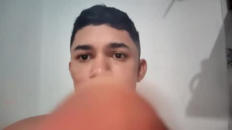 Snapshot of lunnybrown chatting on October 2025 05:25:01 PM lunny online show from October 2025 05:25:01 PM