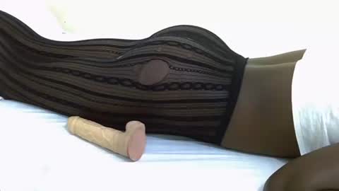 Snapshot of lupitah_ chatting on February 2025 10:26:01 PM sweet girl online show from February 2025 10:26:01 PM