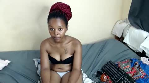 Snapshot of lush_goddess chatting on April 2026 06:47:01 PM shan online show from April 2026 06:47:01 PM