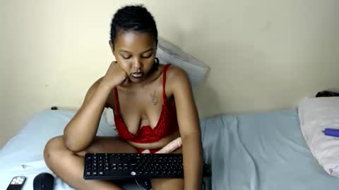 Snapshot of lush_goddess chatting on May 2026 02:45:01 PM shan online show from May 2026 02:45:01 PM