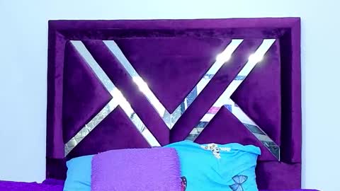 lushy_sweeet online show from November 2025 03:50:01 AM