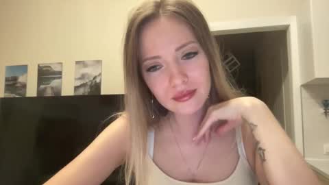 Snapshot of lusiluv chatting on October 2025 07:14:02 PM lusiluv online show from October 2025 07:14:02 PM