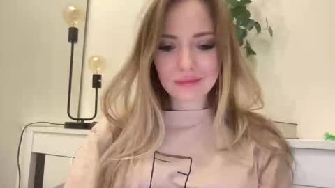 Snapshot of lusiluv chatting on October 2025 09:17:02 PM lusiluv online show from October 2025 09:17:02 PM