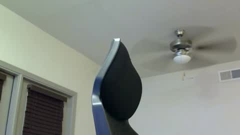 LustfulLives online show from May 2026 04:51:01 AM