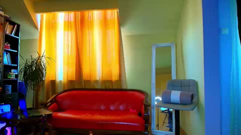 Deea And Chris online show from September 2025 11:02:01 AM