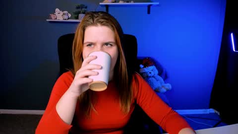 Snapshot of lusy_puff chatting on January 2025 03:57:02 PM lusy_puff online show from January 2025 03:57:02 PM