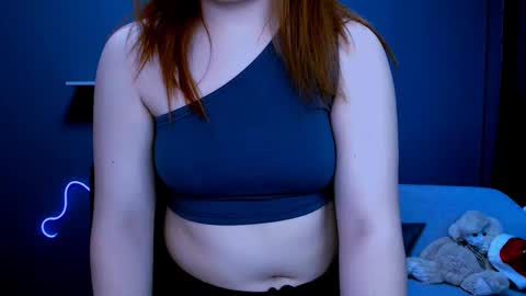 Snapshot of lusy_puff chatting on February 2025 01:09:02 PM lusy_puff online show from February 2025 01:09:02 PM