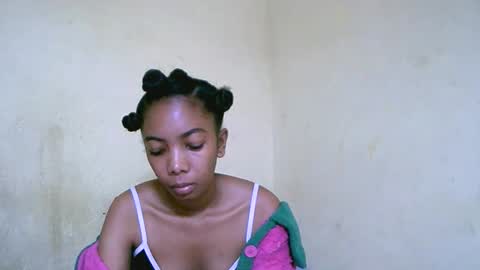 lutchia online show from September 2025 11:27:02 PM