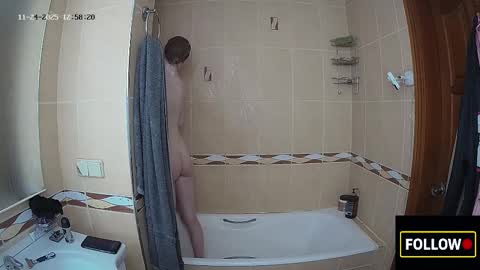 luuvteam online show from November 2025 10:59:01 AM