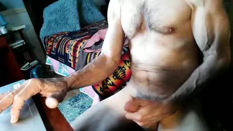 Snapshot of luvdezire chatting on February 2025 05:39:02 PM Peter Jacksone online show from February 2025 05:39:02 PM