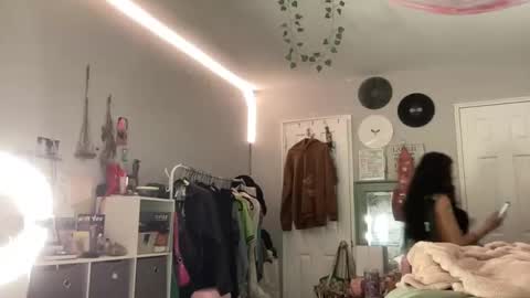 luvkoko online show from September 2025 07:52:02 AM