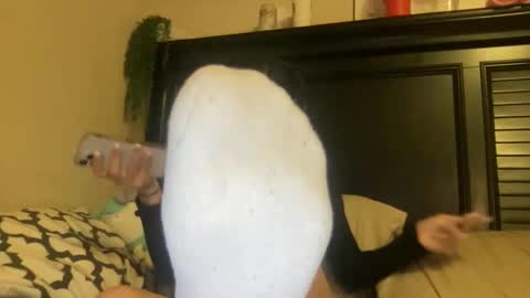 Snapshot of luvrxstarx chatting on February 2026 02:49:02 AM luvrxstarx online show from February 2026 02:49:02 AM