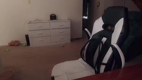 Britney online show from November 2025 07:15:02 PM