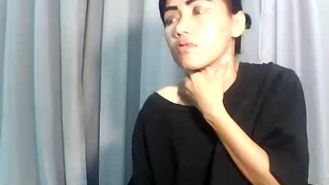 Bee Bee online show from January 2026 06:22:02 PM