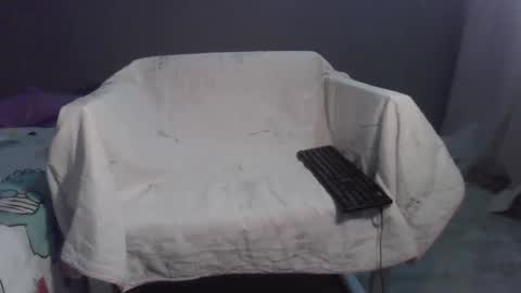 Bee Bee online show from March 2026 01:50:01 AM