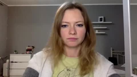 Snapshot of lux_millie chatting on October 2025 08:53:02 PM Millie online show from October 2025 08:53:02 PM