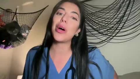 luxcher22 online show from October 2025 03:20:01 AM