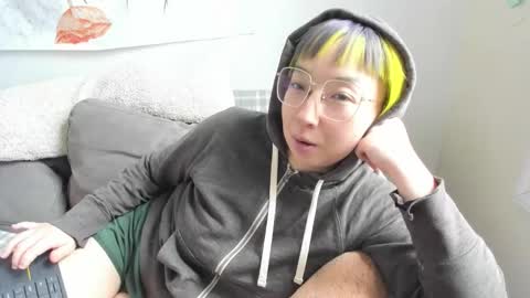 Snapshot of luxgray chatting on February 2026 06:48:01 PM LuxGray online show from February 2026 06:48:01 PM