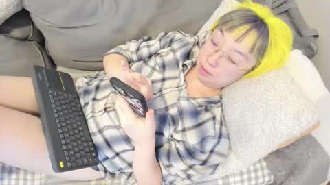 Snapshot of luxgray chatting on February 2026 11:47:02 PM LuxGray online show from February 2026 11:47:02 PM