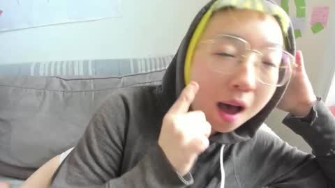 Snapshot of luxgray chatting on March 2026 06:01:02 PM LuxGray online show from March 2026 06:01:02 PM