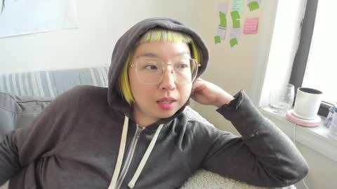 Snapshot of luxgray chatting on March 2026 08:32:01 PM LuxGray online show from March 2026 08:32:01 PM