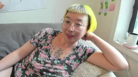 Snapshot of luxgray chatting on March 2026 08:53:01 PM LuxGray online show from March 2026 08:53:01 PM