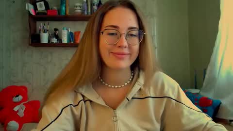 Katie online show from October 2025 10:02:02 AM