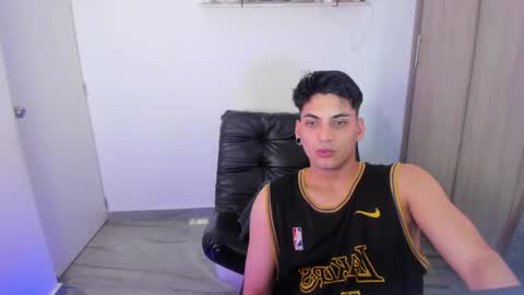 luxrx online show from May 2026 07:07:01 PM