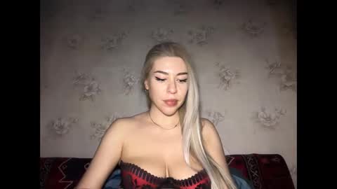 Snapshot of luxsonyastar chatting on February 2026 08:24:01 PM LuxSonyaStar online show from February 2026 08:24:01 PM