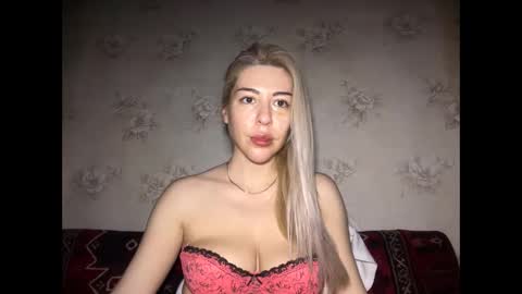 Snapshot of luxsonyastar chatting on May 2026 12:33:01 PM LuxSonyaStar online show from May 2026 12:33:01 PM