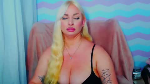 Luxuriaa online show from July 2026 07:49:01 PM